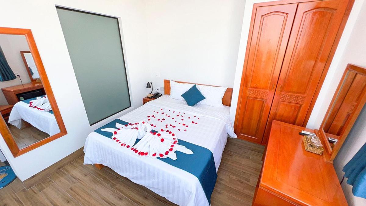 Blue Ocean Hotel Phan Thiet - By Bay Luxury Ap Binh Hung Exteriör bild